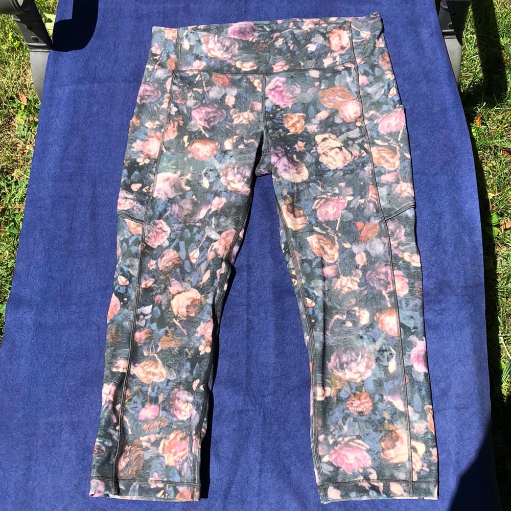 Lululemon speed up crops 21” frosted rose multi 8